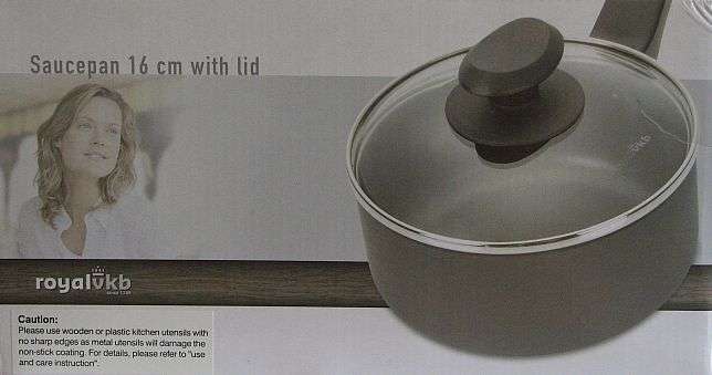 16cm / 1.45 Litre Nonstick Saucepan with Glass Lid