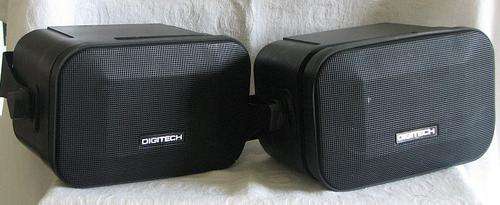 DIGITECH MODEL DMS 235 - 2 X SPEAKERS (Please take a look...)