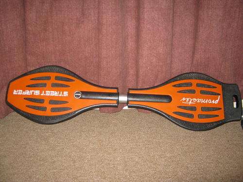Street Surfer Skateboard