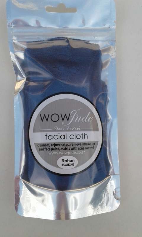 Facial cloth for general cleaning 14x14cm