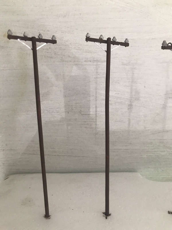 HO Utlity Poles (Set of 8)