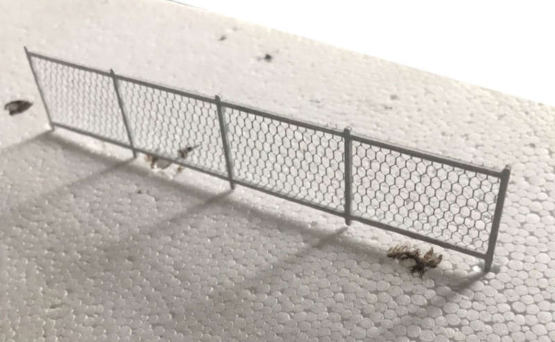 1.9m Fence and Gate Set - HO Scale