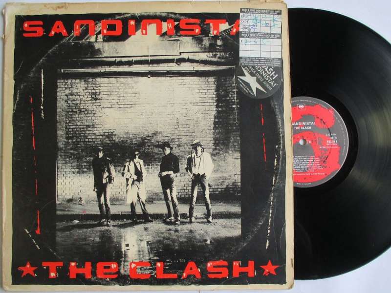 THE CLASH - SANDINISTA - UK VG- / VG -VG+ 3 LP WITH INSERT
