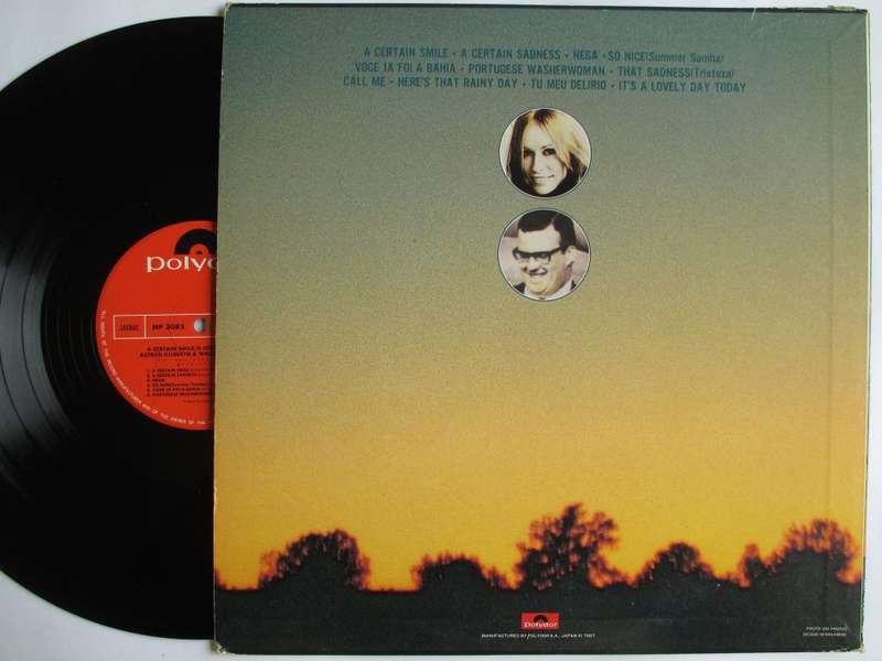 ASTRUD GILBERTO & WALTER WANDERLEY - A CERTAIN SMILE... A CERTAIN SADNESS - JAPAN VG /VG+