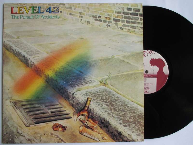 LEVEL 42 - THE PURSUIT OF ACCIDENTS - UK VG+ / VG?+ WITH INNER