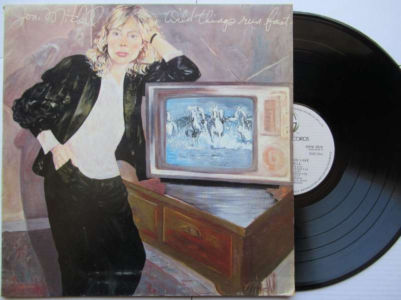JONI MITCHELL - WILD THINGS RUN FAST - RSA - VG+ / VG+