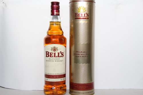 Bells Whiskey 750ml in Collectors Tin