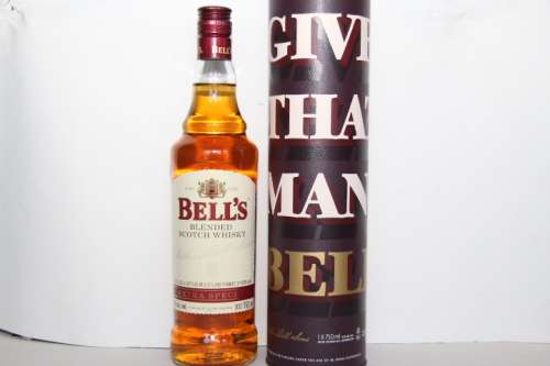 Bells Whiskey 750ml in Leatherette Tin