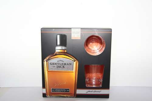 Jack Daniels Gentleman Jack Whiskey and 2Glasses 750ml.