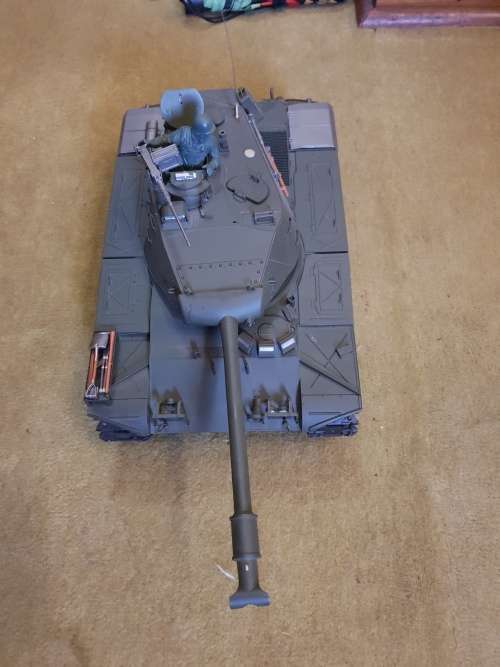 Heng Long 1/16 RC Tank - Walker Bulldog