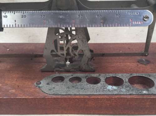Kodak Studio Scale...Eastman Kodak Company..the beam balances perfectly.....needs accessories