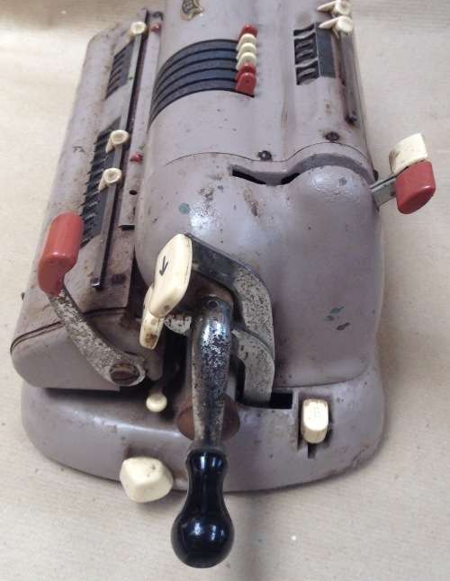 Walther calculator.....in rough condition....please see photos