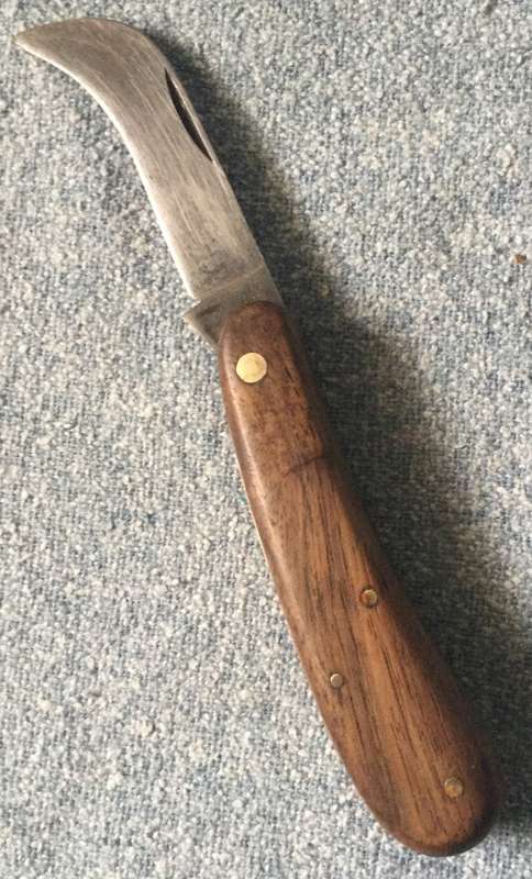 Vintage pruning knife, made by Schmidt & Sons Solingen....blade length 72 mm