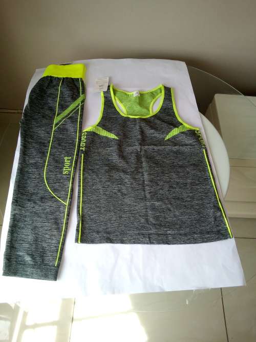 ladies gym wear