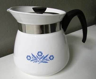 CORNING WARE Corn Flower Blue 2 Qt. 8 Cup Stove Top Tea / Coffee pot. Very Large