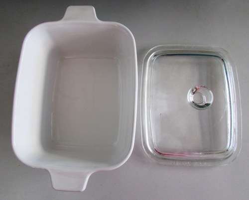 Corning Ware Cornflower Blue. Lidded Casserole Dish made in USA. Approximately 24 l x 15w x 14cms hi
