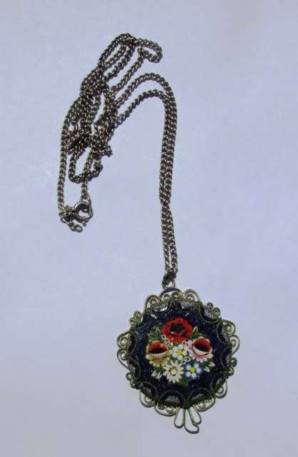 Rare Micro Mosaic Pendant Necklace Vintage. Italian Miniature glass inlay Flower. Stunning