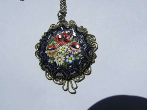 Rare Micro Mosaic Pendant Necklace Vintage. Italian Miniature glass inlay Flower. Stunning