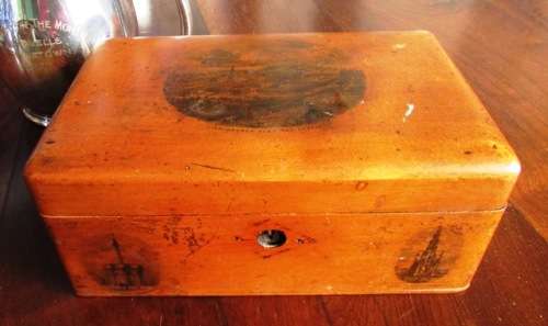 Stunning Vintage Lidded Jewelry Box Hand Etched 'EDINBURGH FROM THE CASTLE'