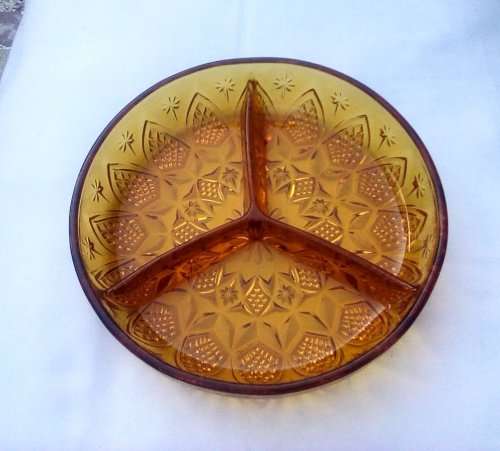 Amber 3 section serving dish