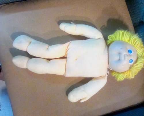 Cabbage Patch Doll collectable vintage approximately 43 cms long