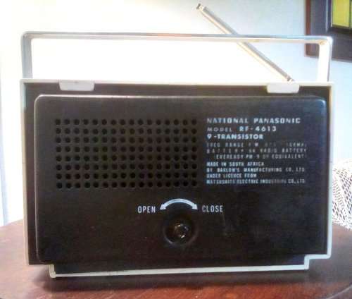National Panasonic Portable Solid State FM Radio circa 1950`s WORKING