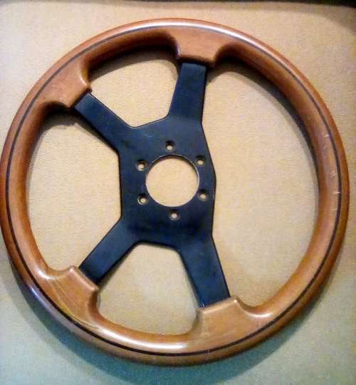 Genuine RAID Model 40 KBA 70075 Vintage Wood Steering Wheel. Made in Italy