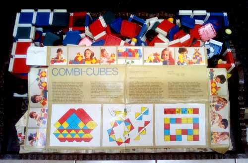 Retro Tupperware Toy Build-o-Fun building blocks over 400 assorted pieces circa 1966 with instructio