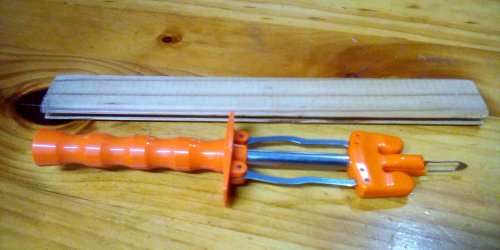 Carpet Rug Tufting Machine Hand Held Vintage. Box app. 23 long