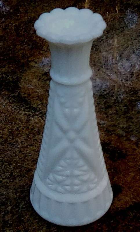 White milk glass vintage bud vase approximately D 6 x H 16 cms