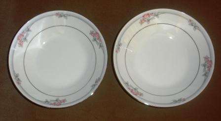 Noritake 'Legendary' 2 x Soup Bowls approximately 19cm in diameter x 4.5cm high