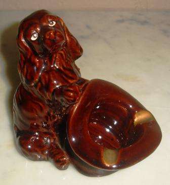 Vintage "Brown Spaniel" vase/ashtray.Approx. 13cm L x 11cm H