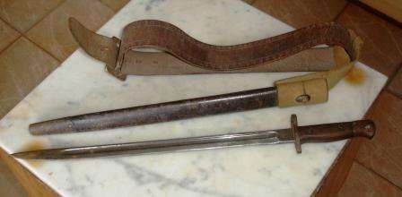 303 Bayonet,scabbard & belt circa 1907.Blade length 425cm.Total L 555cm