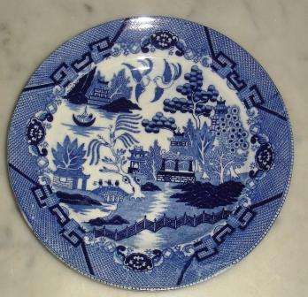 Blue and white "Willow" plate.Approx.21.5cmD