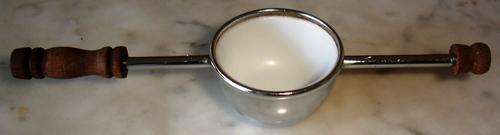 Retro Wooden Handled "Elweco" Tot Measure. Approx.15cmL