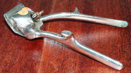 Retro "John Oyster Mfg.Co". Hand held trimmers/clippers