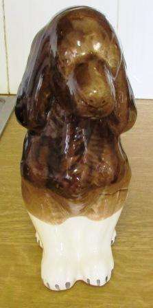 Retro "Dog" ornament.Approx. 27cmh x 16l