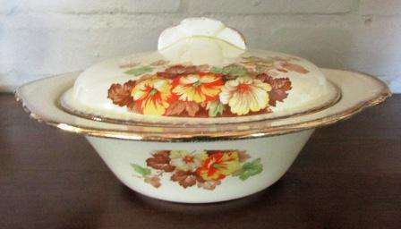 Retro Wood's Ivory Ware Serving Dish with Lid. Approximately 26.5long x 12cms high