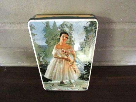 Retro Ballerina " Tin". Approx. 14 x 23 x 4 cm High.