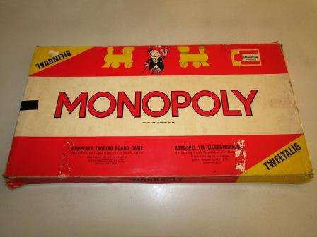 Retro Monopoly - Bilingual. Approx. 50 x 26 x 3 cm H.