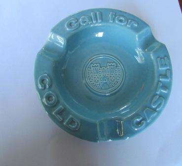 Retro "Castle Gold" Ash Tray. Circa 1960. Approx. 12 cm D. Made by Luciaware.