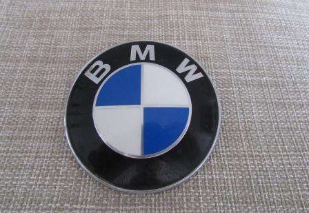 BMW - Blue & White Emblem Badge.