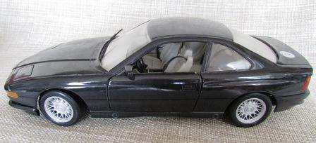 Maisto 'BMW 850i' special edition. Scale 1 / 18. Vintage - Boxed