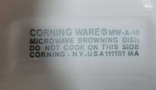 Corningware French White MW-A-10 Microwave Browning dish Lidded