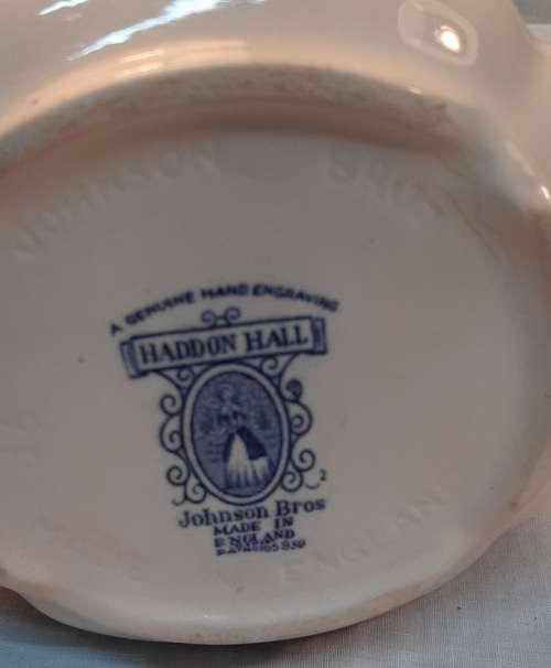 `HADDON HALL` Blue and White genuine hand engraved milk/cream/custard jug circa 1936