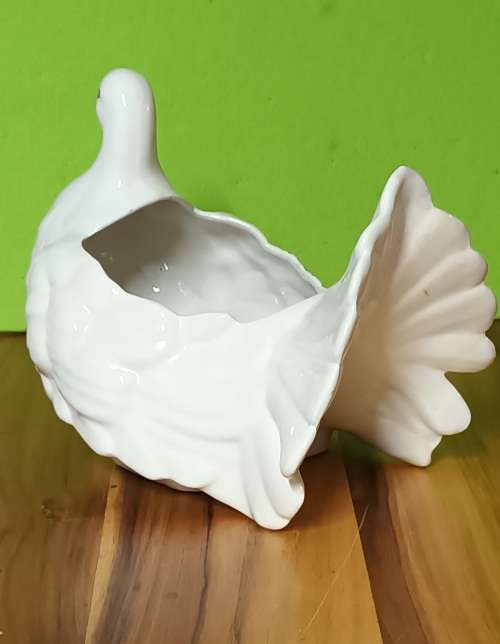 `DOVE` circa 1953 Faiarte Porcelain Large and beautiful Planter