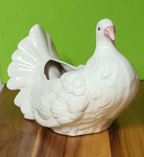 `DOVE` circa 1953 Faiarte Porcelain Large and beautiful Planter