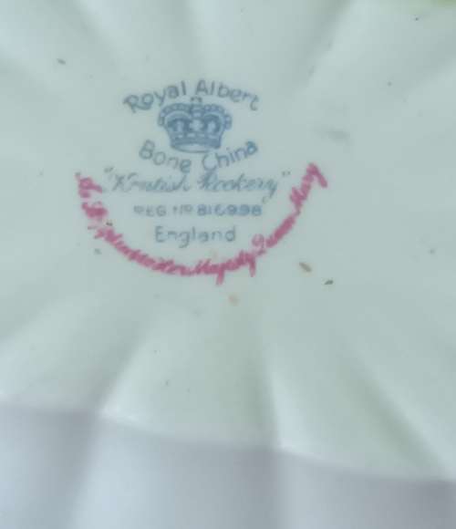 Tuscan Fine English Bone China BOWL Vintage app. D 10 x H 6 cms