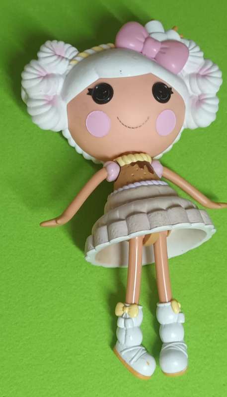 Lalaloopsy Marshmallow doll vintage T M & Co app. 35 cms long