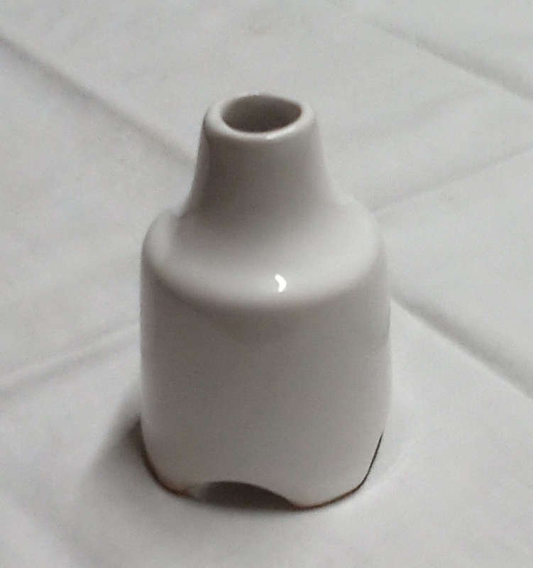 Pie funnel steam vent crust support circa 1950`s app. 8 cms tall